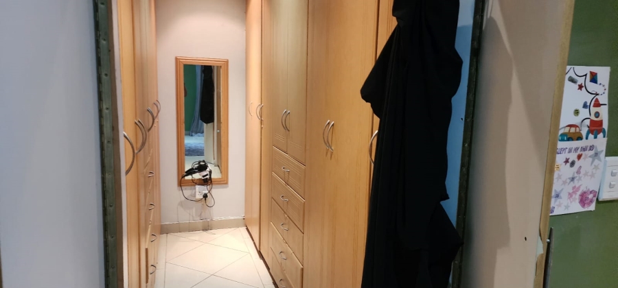 6 Bedroom Property for Sale in Zinniaville North West